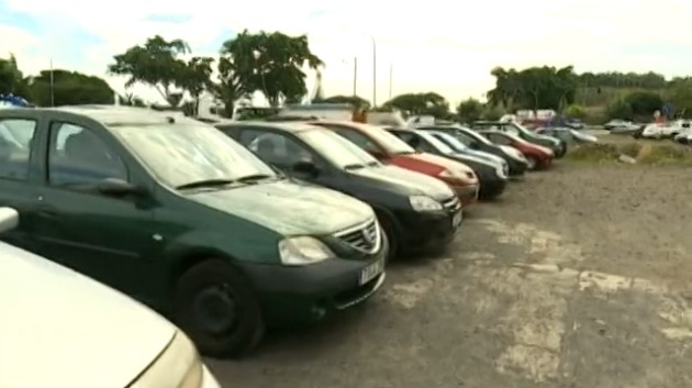 Peleas constantes entre los aparcacoches en Santa Cruz