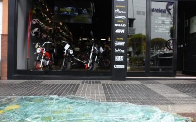 La policía busca a los autores del alunizaje