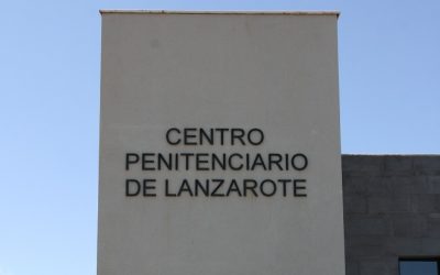 Sale de la cárcel y comete 15 robos en negocios de Lanzarote.