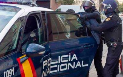 Detenido por robo con violencia en una vivienda.