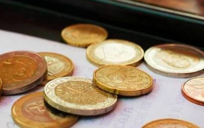 Se lleva el bote de las propinas de un comercio de Las Canteras.