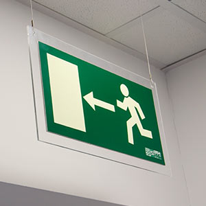 sistema-fijacion-banderola-techo