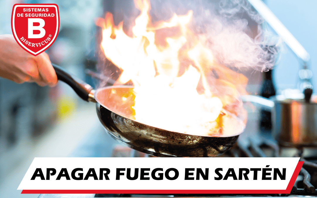 CÓMO APAGAR EL FUEGO EN UNA SARTÉN